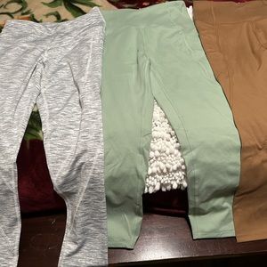 Six jogging pants four small to medium can’t separate